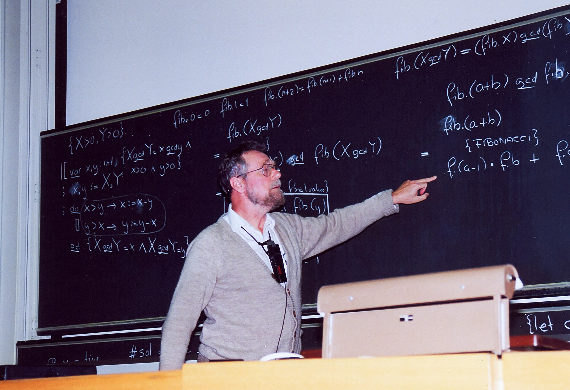 edsger_dijkstra_1994.png